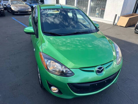 2013 Mazda MAZDA2 Touring