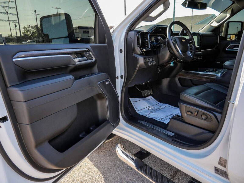 2025 Chevrolet Silverado 3500HD