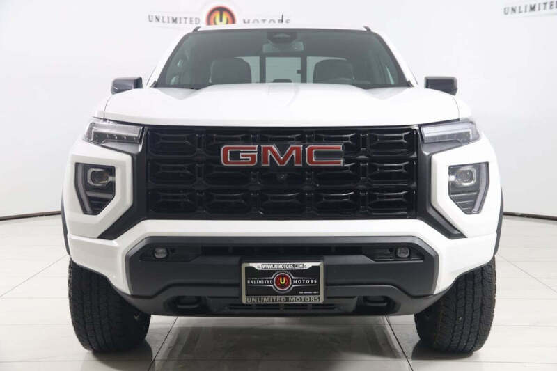 2024 GMC Canyon Elevation