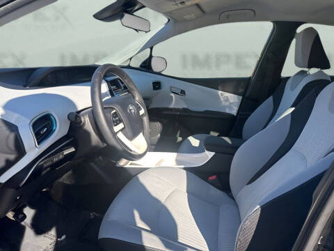 2018 Toyota Prius Three