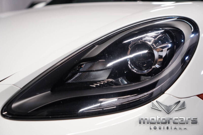2019 Porsche 718 Cayman