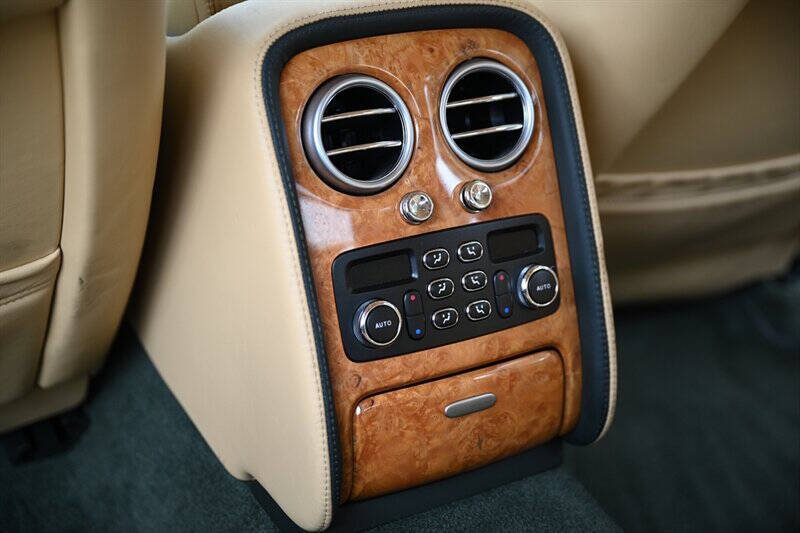 2009 Bentley Continental 27