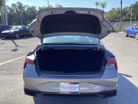 2022 Hyundai Elantra