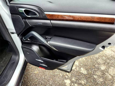 2012 Porsche Cayenne Tiptronic
