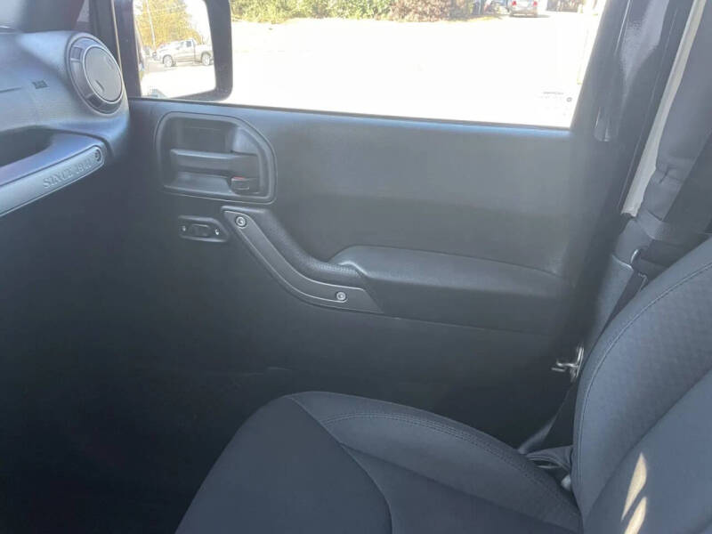 2016 Jeep Wrangler Willys Wheeler