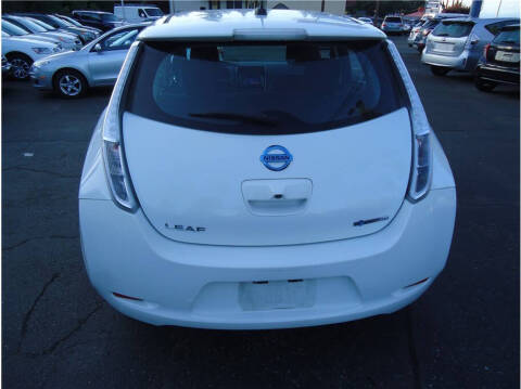 2015 Nissan LEAF