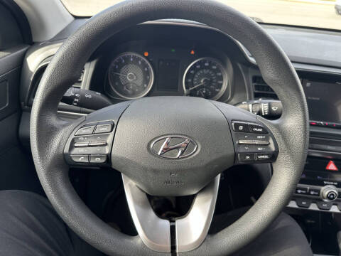 2020 Hyundai Elantra SE