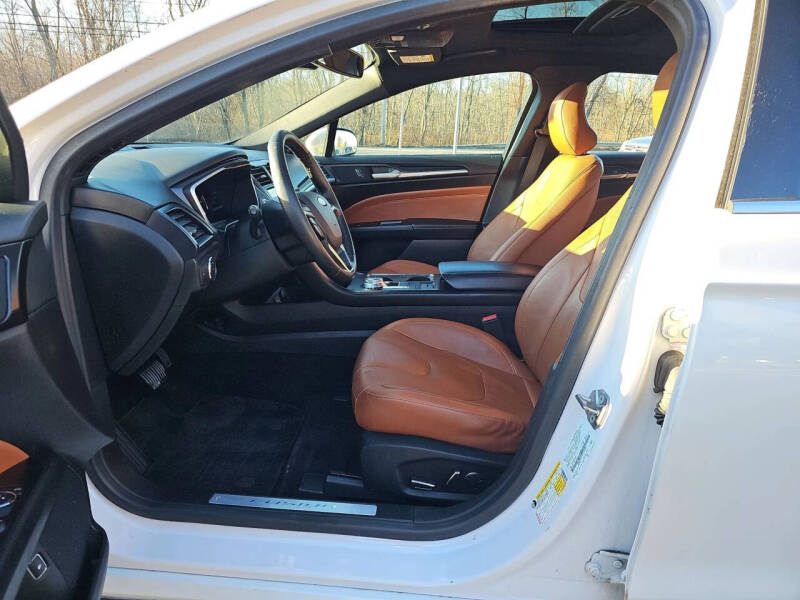 2019 Ford Fusion Hybrid Titanium