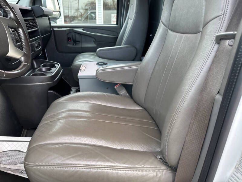 2015 Chevrolet Express 3500