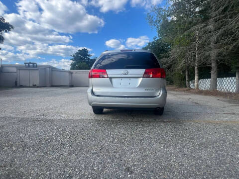 2004 Toyota Sienna