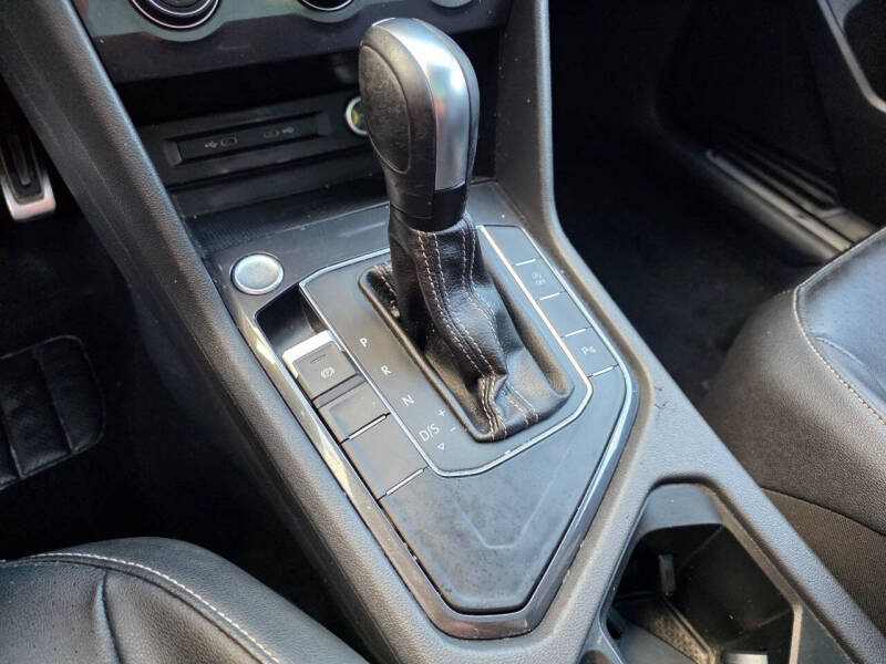 2021 Volkswagen Tiguan SE R-Line Black