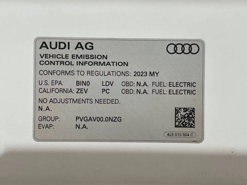 2023 Audi e-tron GT quattro Premium Plus