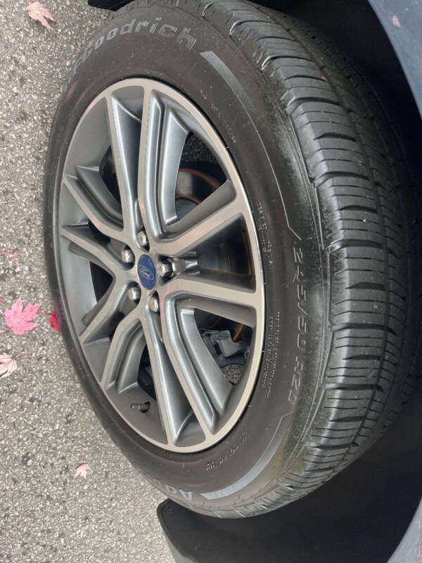 2019 Ford Edge Titanium