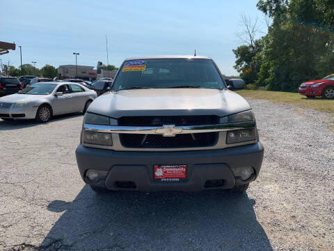 2002 Chevrolet Avalanche for sale at Community Auto Brokers in Crown Point IN