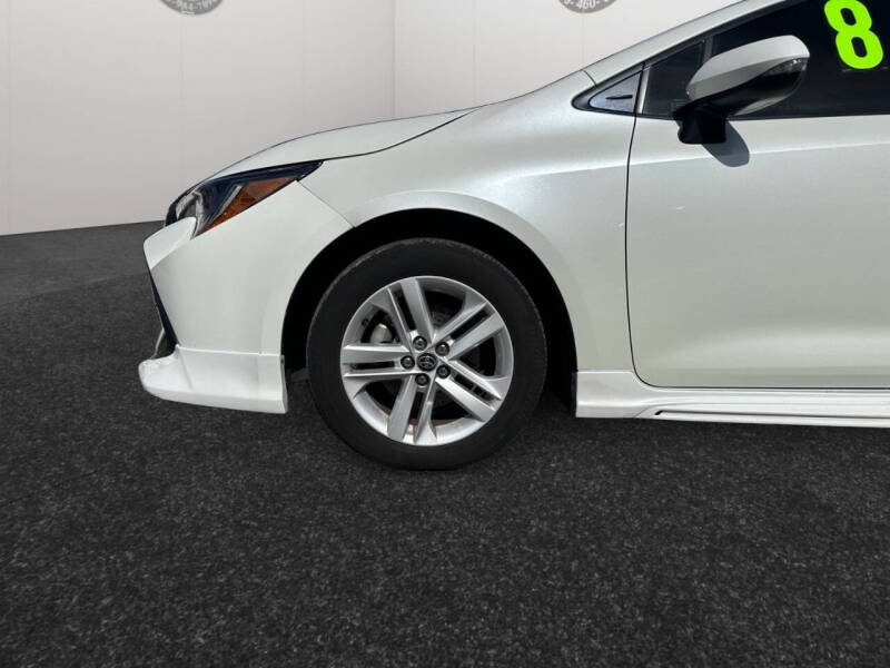 2020 Toyota Corolla Hatchback SE