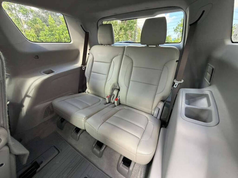 2017 GMC Acadia SLT-1