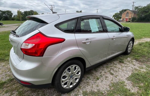 2012 Ford Focus SE photo 4