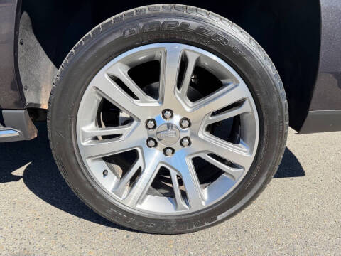 2017 Cadillac Escalade ESV Luxury