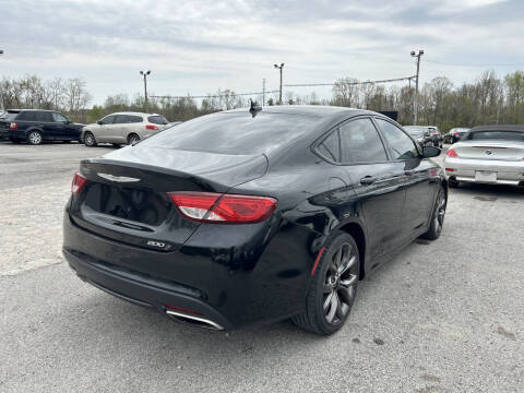 2015 Chrysler 200 S