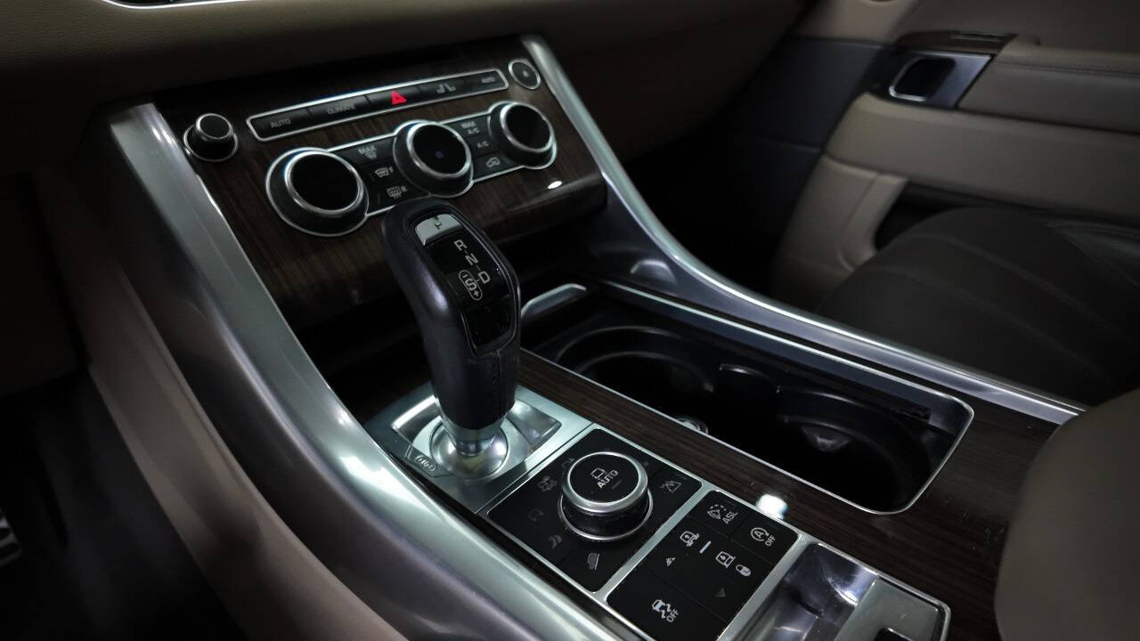 2015 Land Rover Range Rover Sport 29