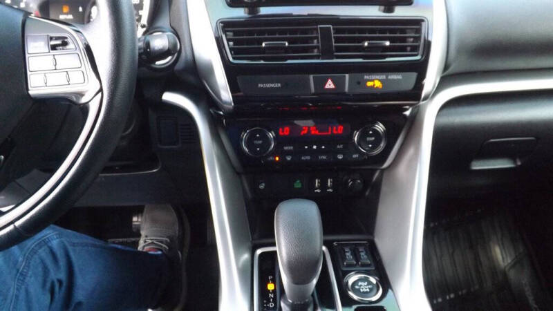 2024 Mitsubishi Eclipse Cross SEL
