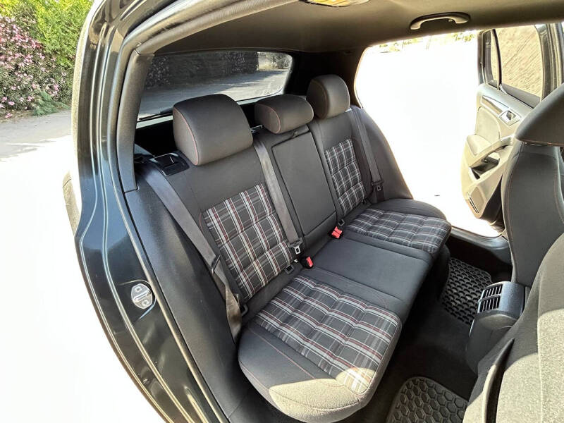 2013 Volkswagen GTI Autobahn PZEV