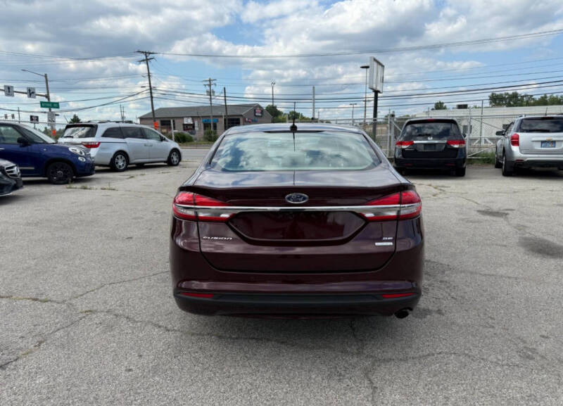 2017 Ford Fusion SE