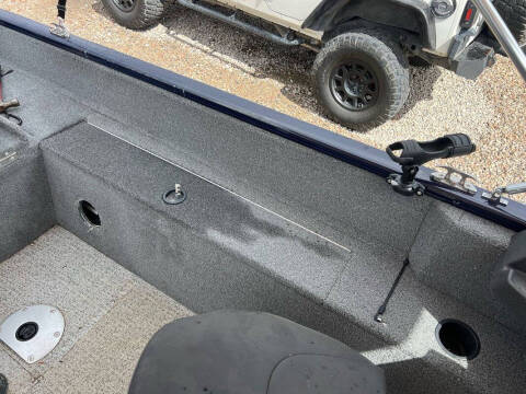 2022 Tracker PRO GLIDE