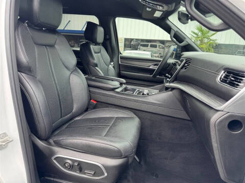 2024 Jeep Wagoneer L