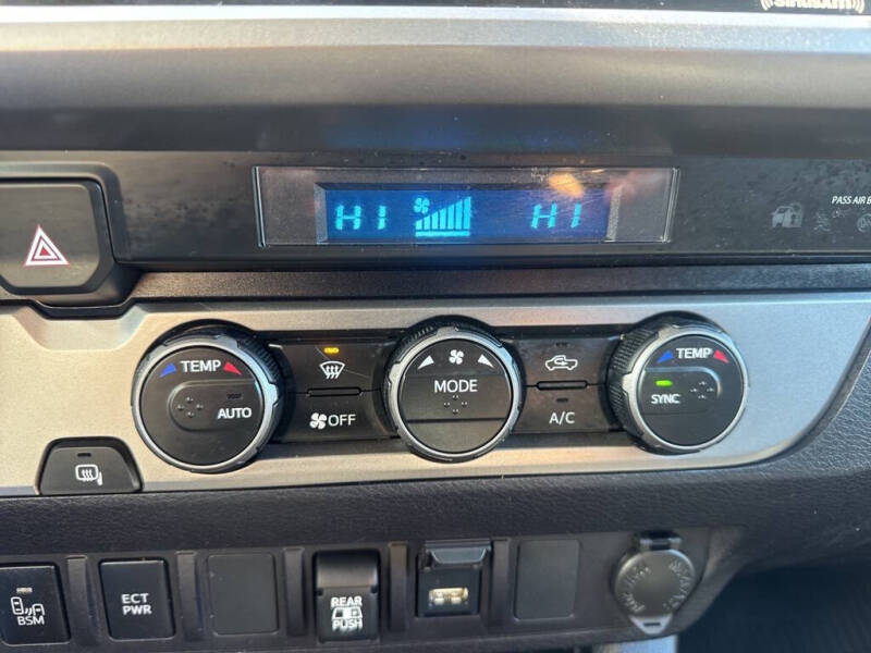 2022 Toyota Tacoma SR5 V6