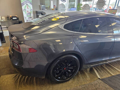 2016 Tesla Model S