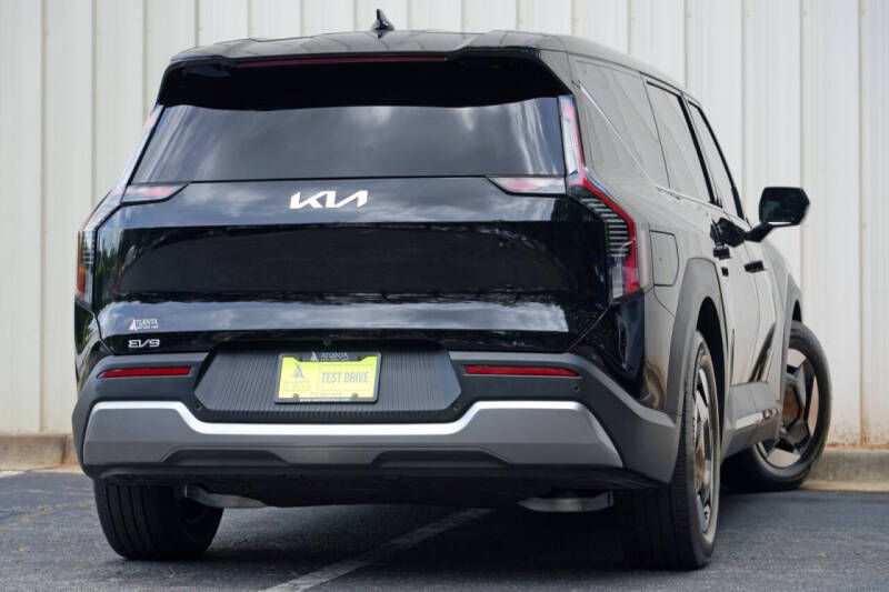 2026 Kia EV9 Light Long Range