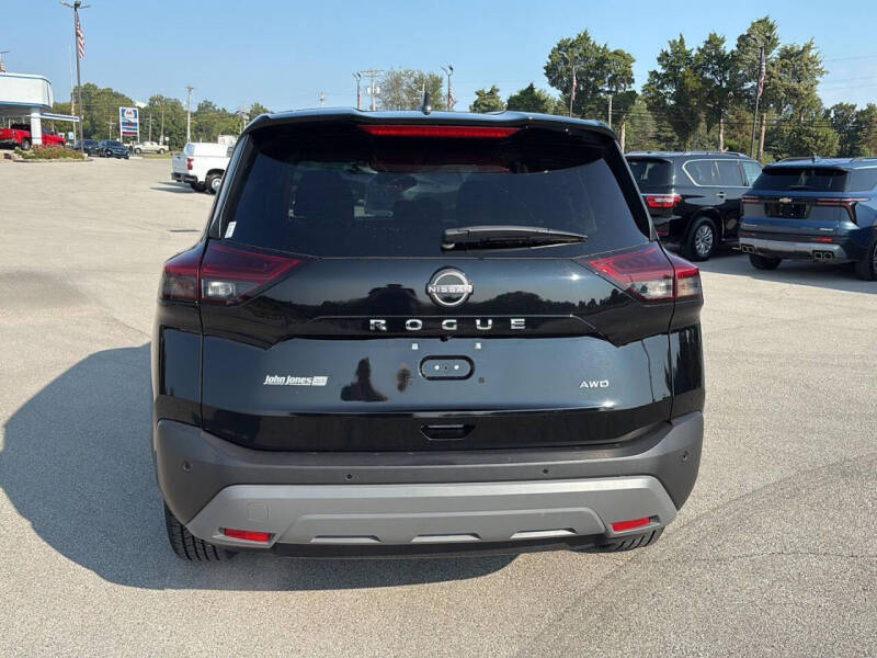 2023 Nissan Rogue S