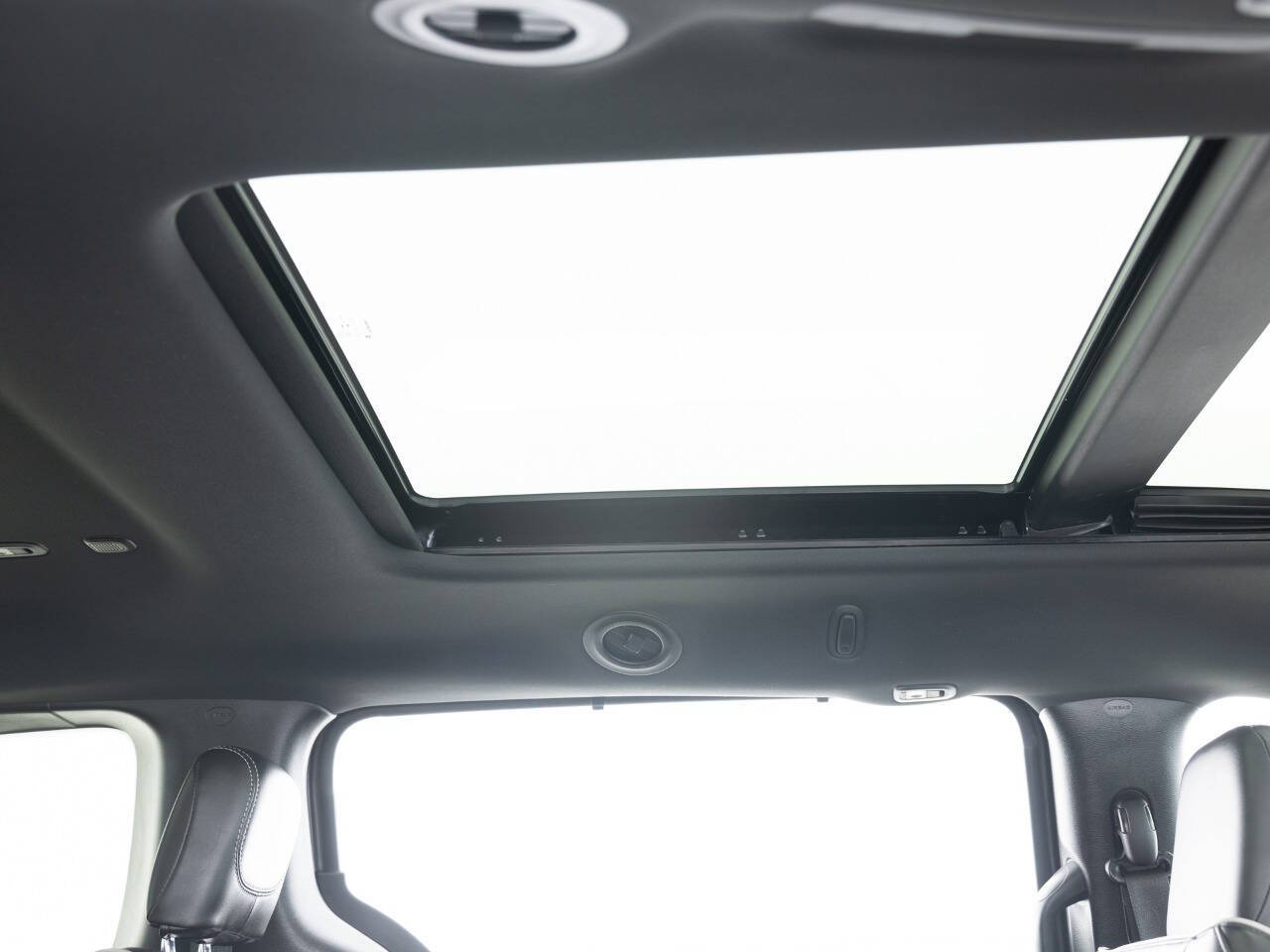 Used Car 2020 Chrysler Pacifica  Limited 4dr Mini Van For Sale Under $20,000 In Coal City, Illinois