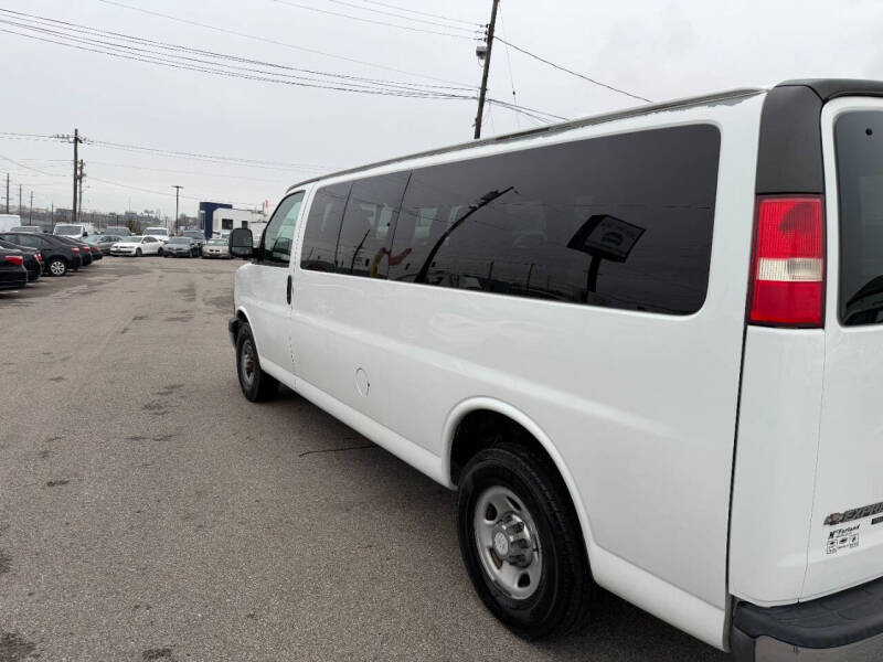 2013 Chevrolet Express LT 3500