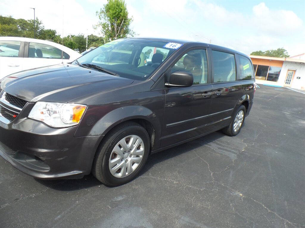 Gray 2016 Dodge Grand Caravan SE SE 4dr Mini-Van 2
