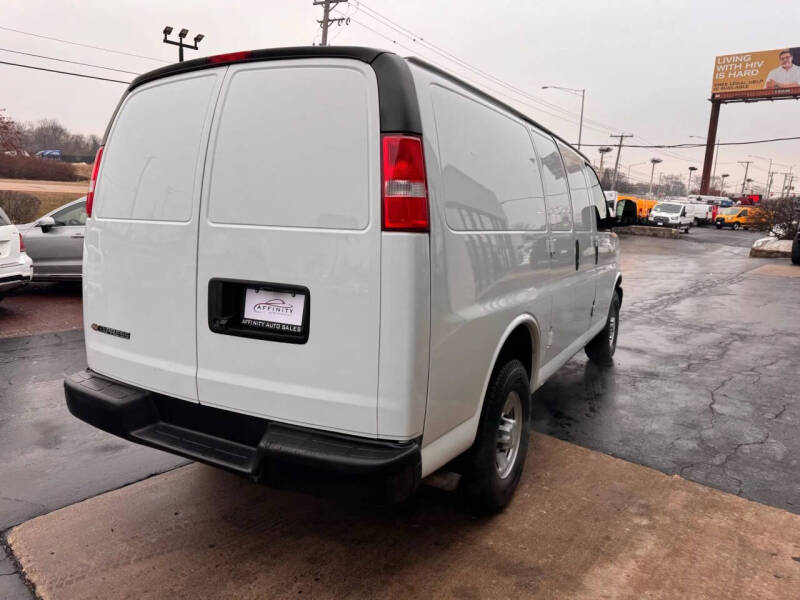 2019 Chevrolet Express 2500