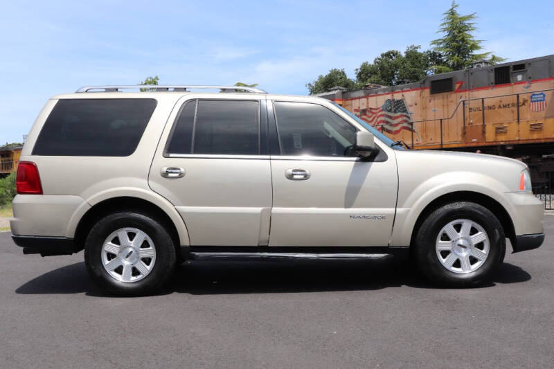 2006 Lincoln Navigator Luxury