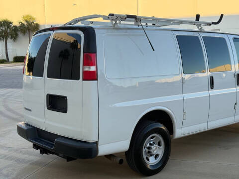 2019 Chevrolet Express 2500