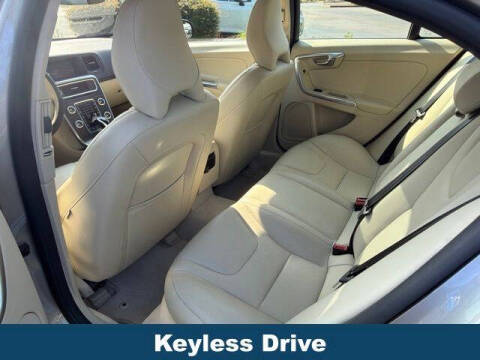 2016 Volvo S60 T5 Drive-E Premier