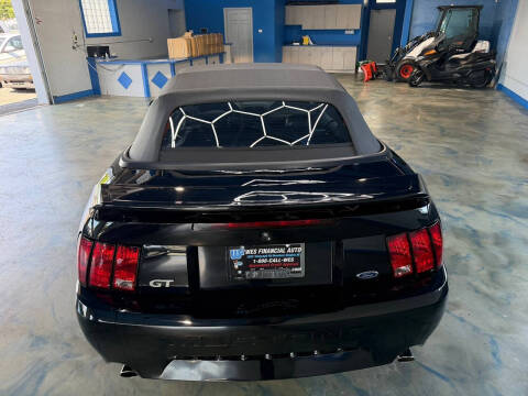 2002 Ford Mustang GT Deluxe