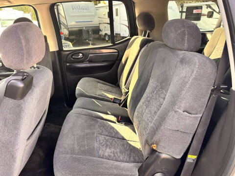 2005 GMC Envoy XL SLE