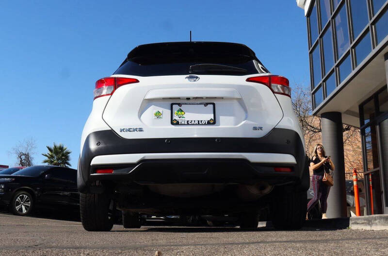 2020 Nissan Kicks SR