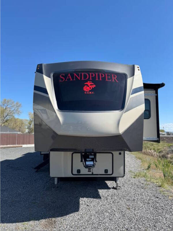 2021 Forest River Sandpiper 379FLOK