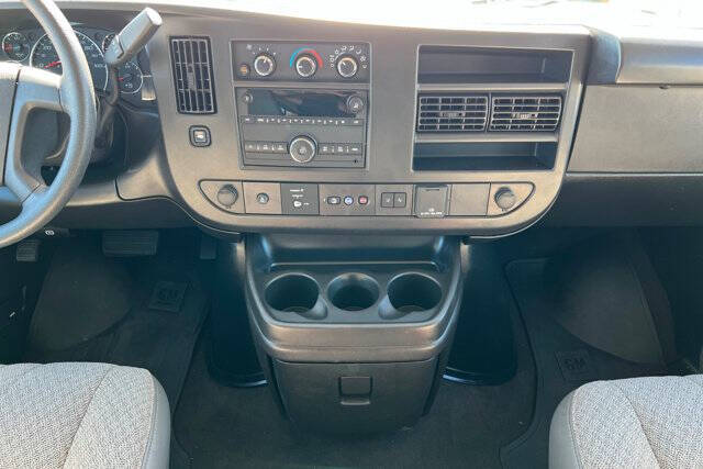 2024 Chevrolet Express LT 3500