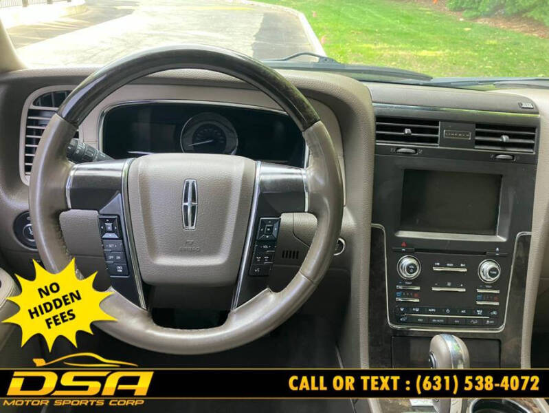 2016 Lincoln Navigator Select