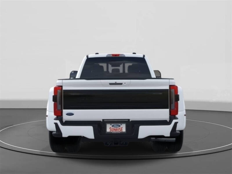 2026 Ford F-350 Super Duty Platinum