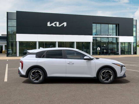 2026 Kia K4 Hatchback EX