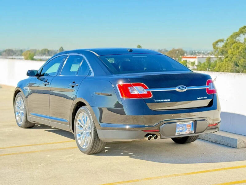 2012 Ford Taurus Limited