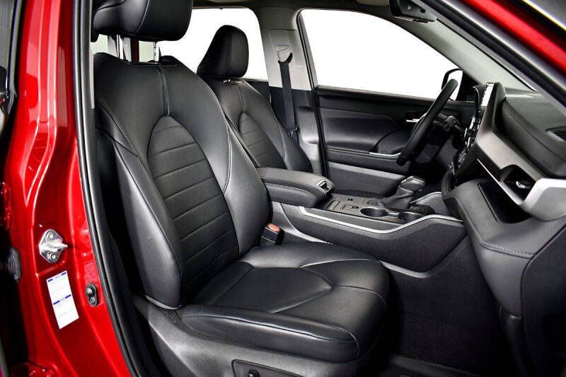 2020 Toyota Highlander Hybrid XLE